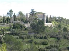 Pas de ciste l�-bas, terrain priv�
